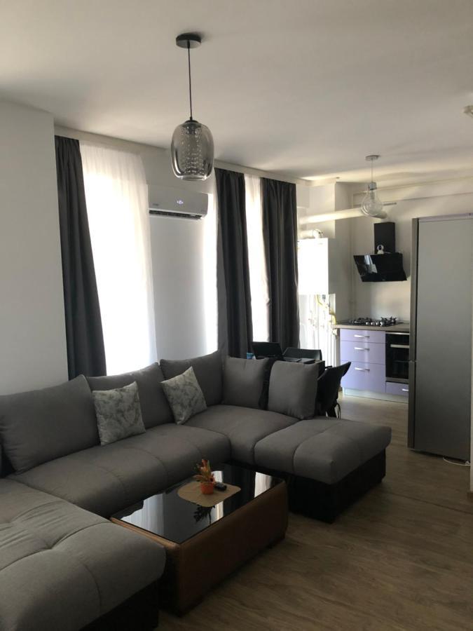 Mamaia North -Street Lotus Apartment ภายนอก รูปภาพ